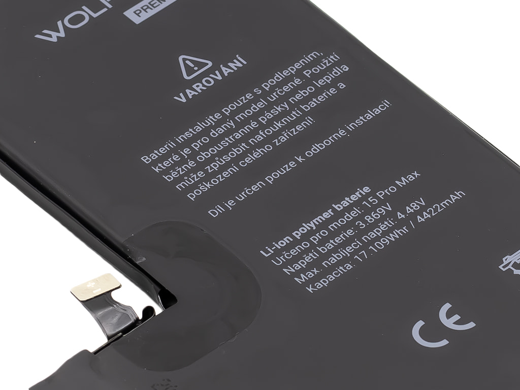 Připravená výměna baterie iPhone 15 Pro Max – náhradní díl